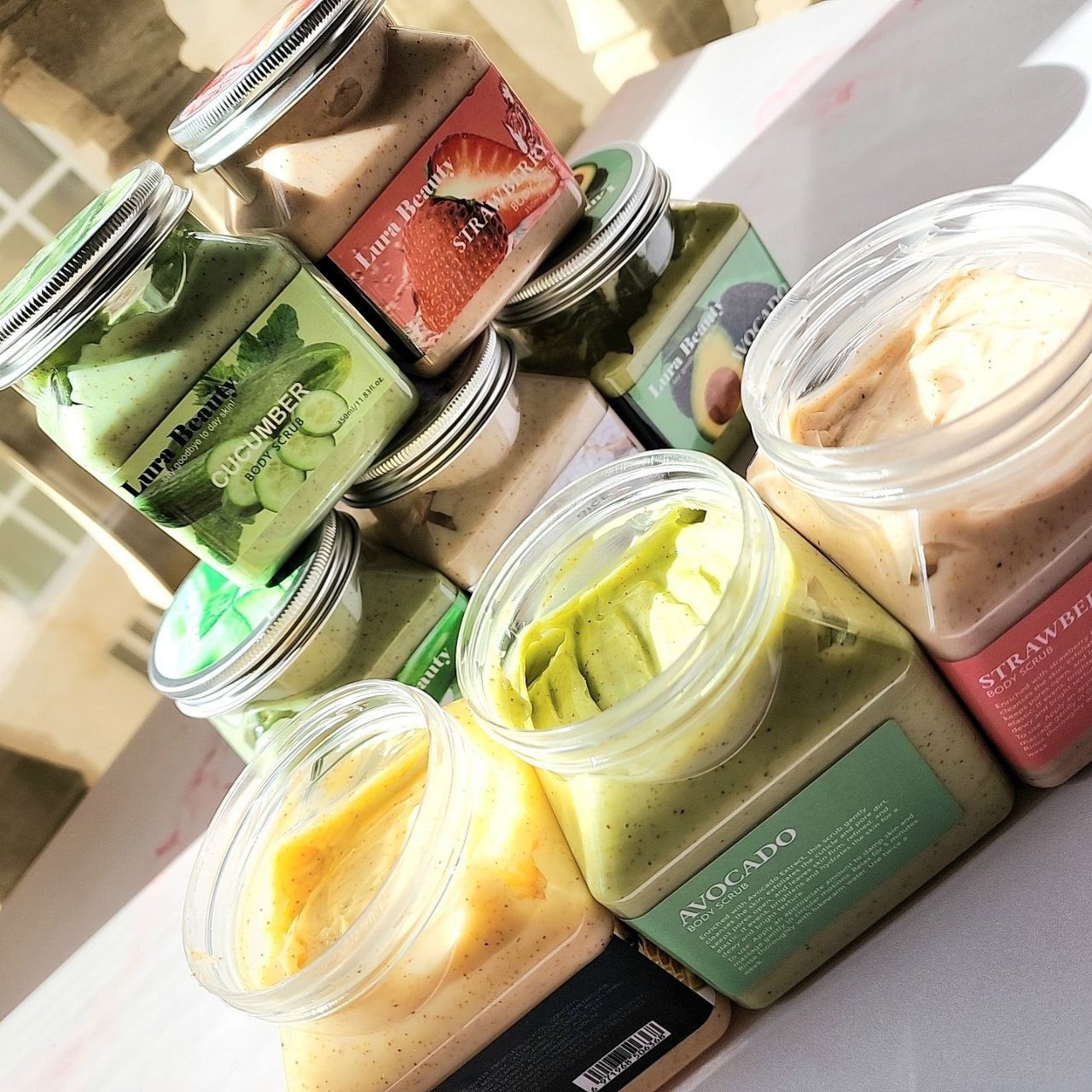 اسکراب آووکادو لورابیوتی