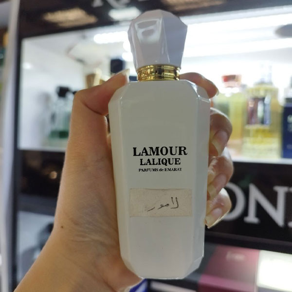 ادکلن امارات اسانس لامور