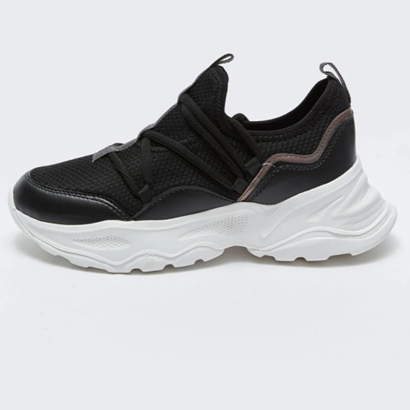 کفش پیاده روی زنانه ال سی وایکیکی مدل آنتی شوک هولوگرامی