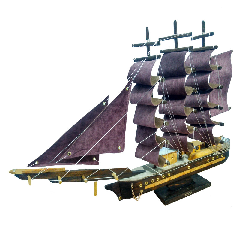 ماکت دکوری طرح کشتی بادبانی 