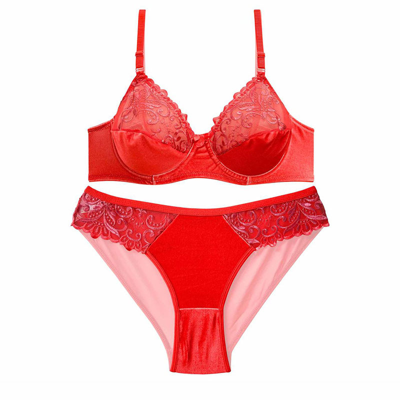 ست شورت و سوتین زنانه مدل گیپور کد 81014np