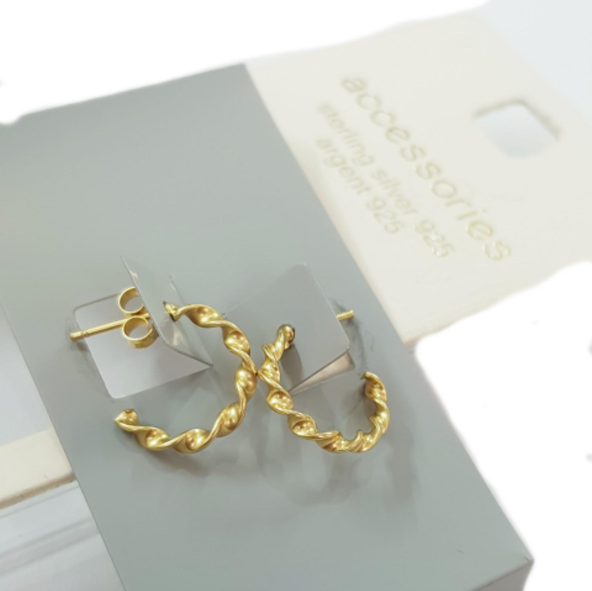 گوشواره حلقه ای نقره ۹۲۵ با آبکاری طلا برند iam کد ۲۹۱۰۷