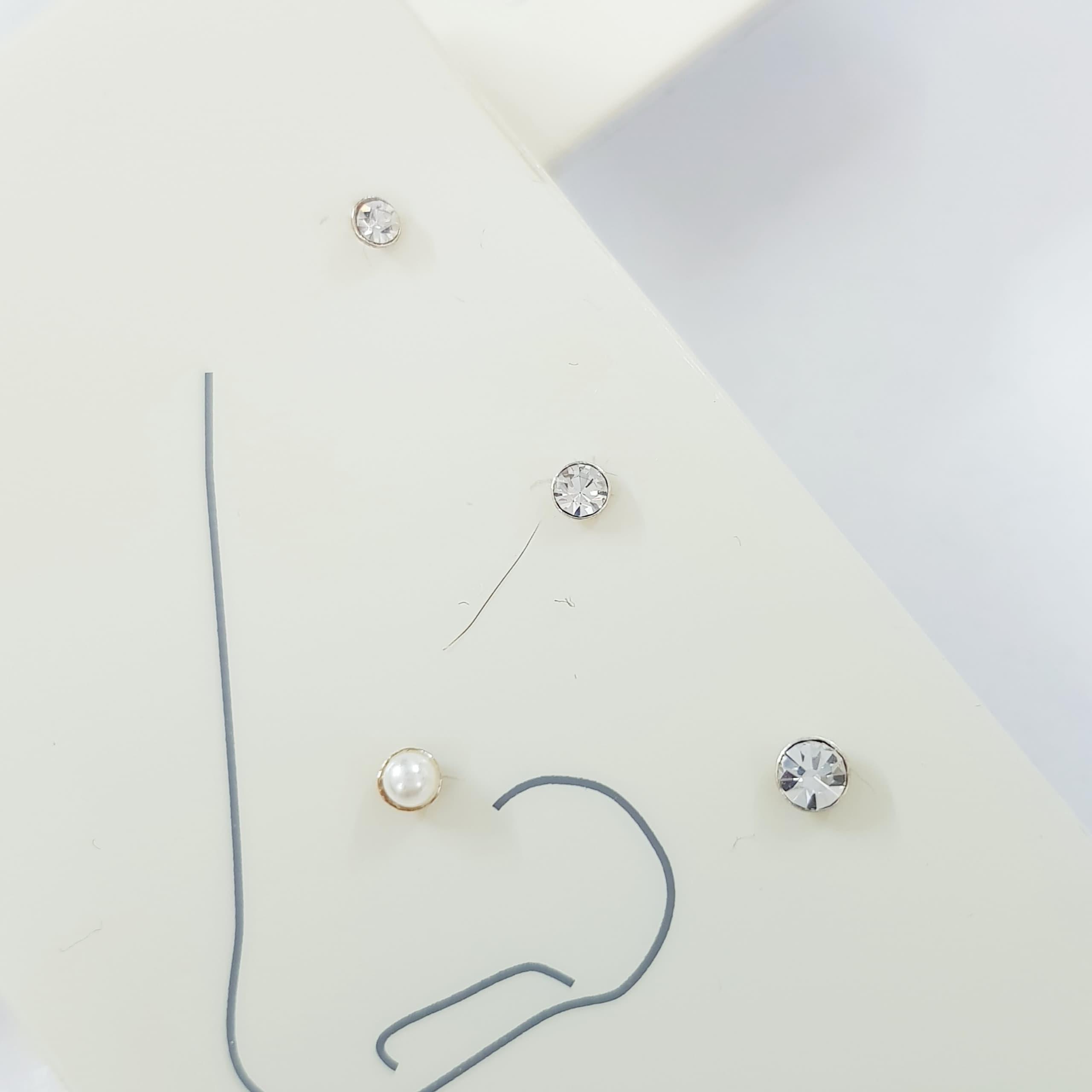 پک پیرسینگ بینی نگین دار و مرواریدی جنس نقره عیار ۹۲۵ برند iam کد ۲۱۰۸۱۸