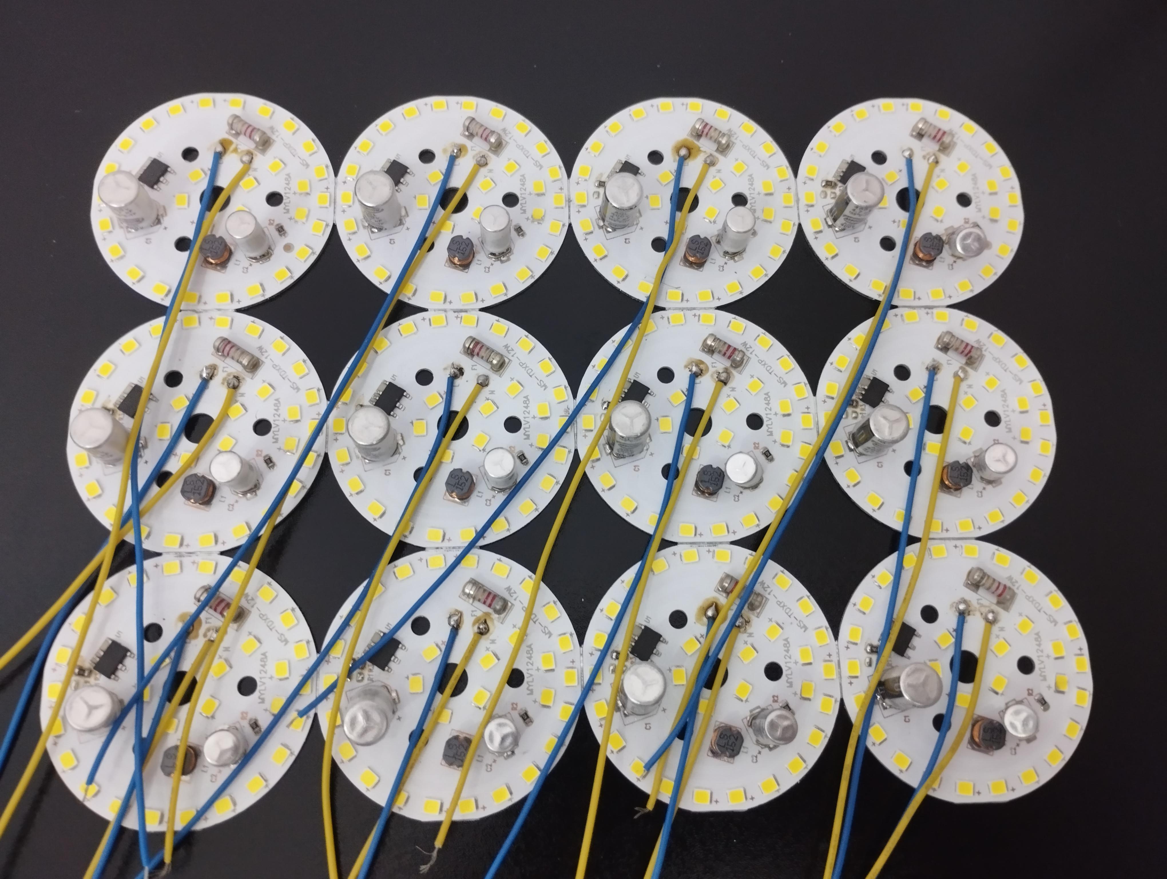 چیپ 12 وات 220 ولت سیم دار